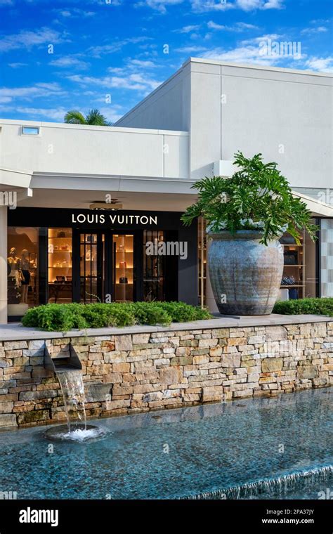 louis vuitton store naples florida.